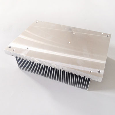 IGBTのAntirust大きいアルミニウム脱熱器電子部品は4mmを投げる