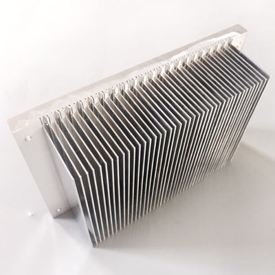 IGBTのAntirust大きいアルミニウム脱熱器電子部品は4mmを投げる