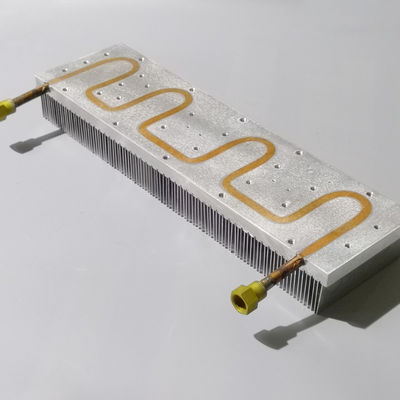 水冷のためのEnbededの銅管の電子脱熱器IGBT